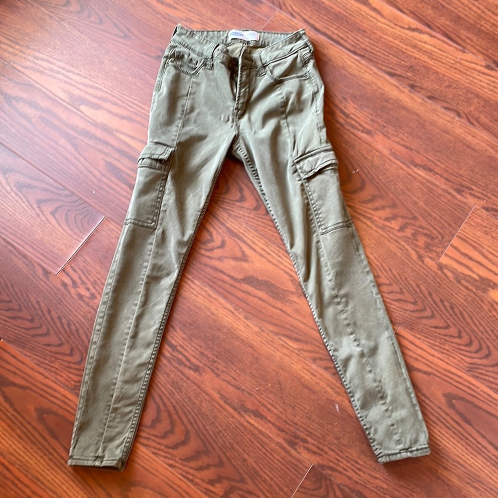 Old Navy army green/olive women’s Rockstar Super Skinny High Rise “jeans” size 2